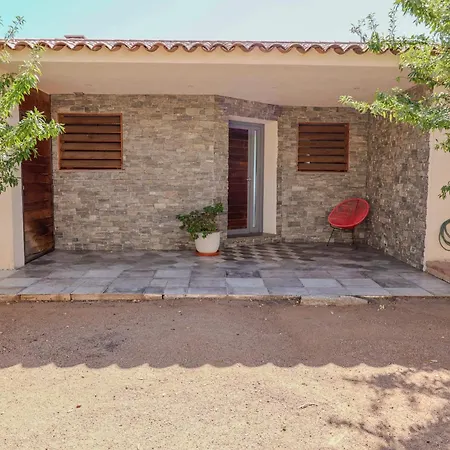 Ghjiseppina Di Pinarello *