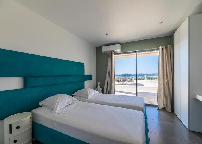 Ghjiseppina Di Pinarello *