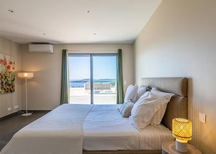 Ghjiseppina Di Pinarello *