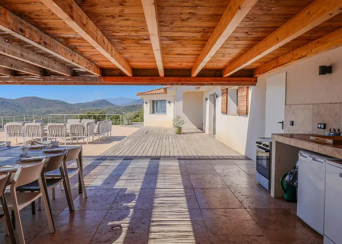 Ghjiseppina Di Pinarello Villa *