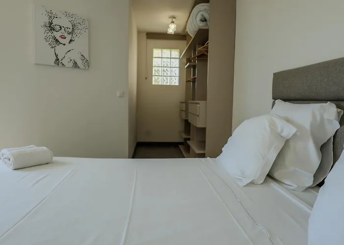 Vila Ghjiseppina Di Pinarello *